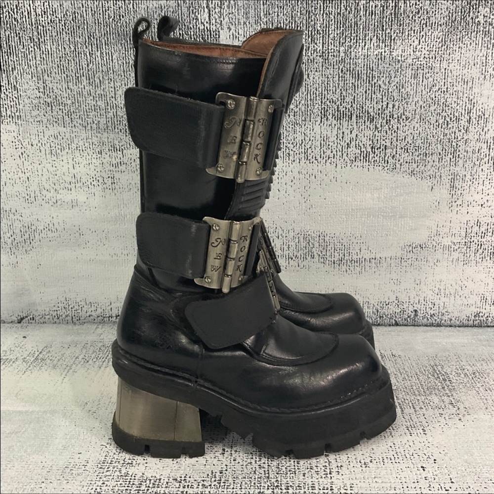 SOLD 🖤Rare🖤New Rock Boots Made In Spain